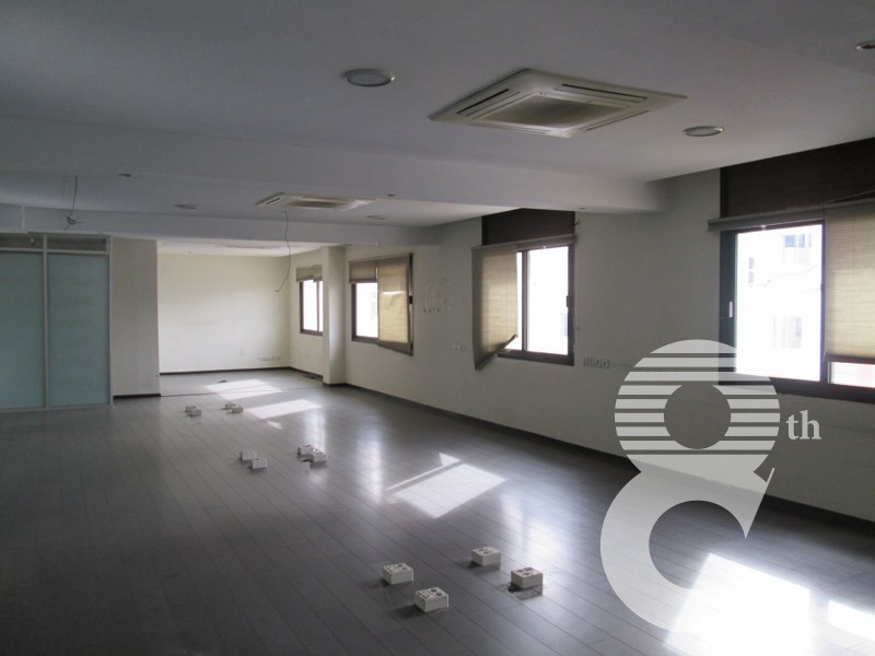 Plateau de bureau 350 m² — Bd Al Massira Al Khadra, Maarif