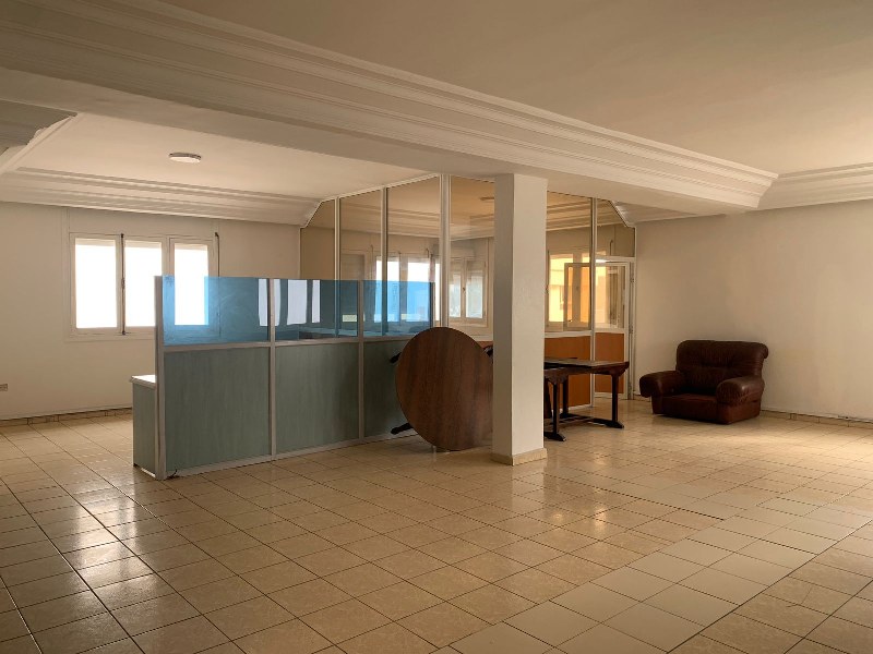 Plateau de bureau 160 m² — Al Batha-Val Fleuri