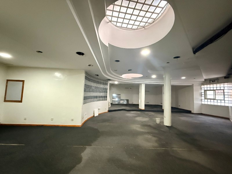 Plateau de bureau 250 m² — Liberte