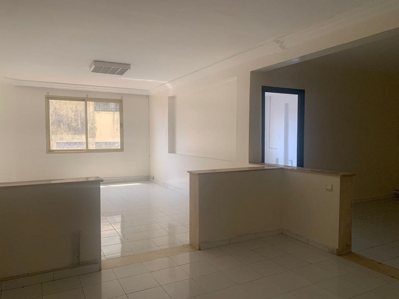 Plateau de bureau 113 m² — Bd Hassan Seghir, Horloge