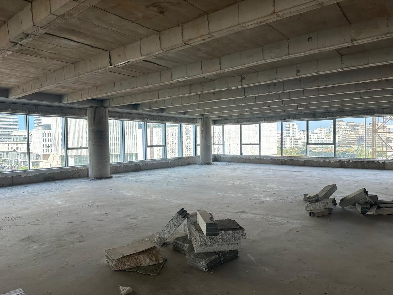 Plateau de bureau 408 m² — CFC