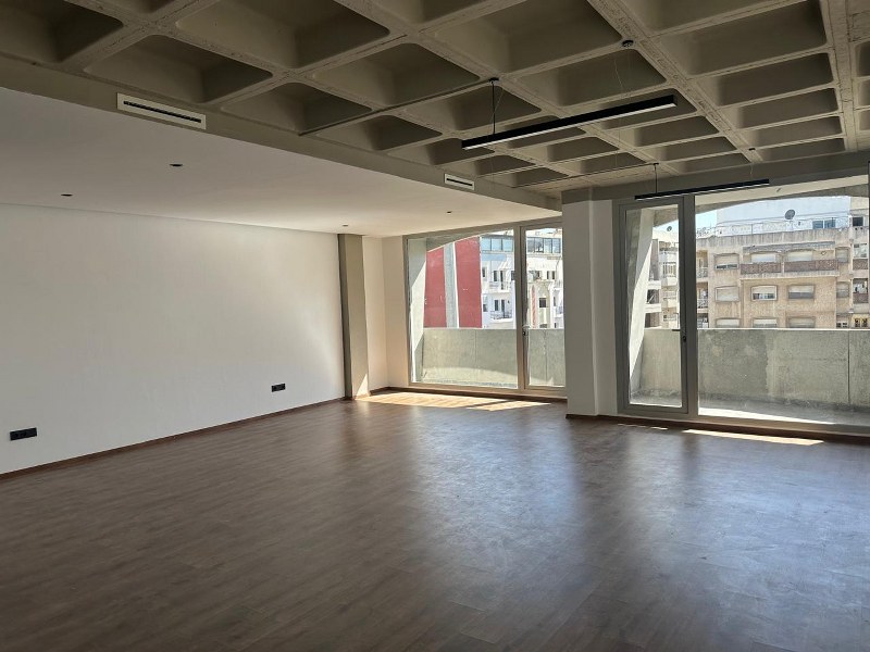 Plateau de bureau 66 m² — Cil Hay Salam, Cil-Hay Salam
