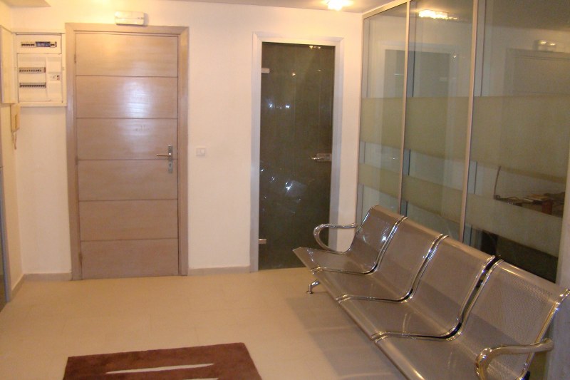 Plateau de bureau 107 m² — Des Hopitaux