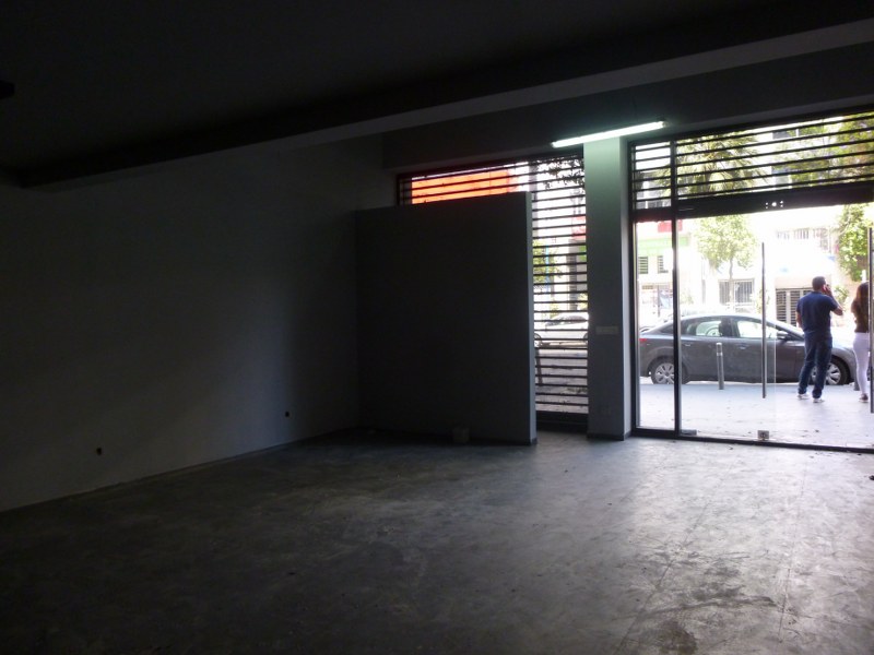 Local commercial 250 m² — Avenue 02 Mars