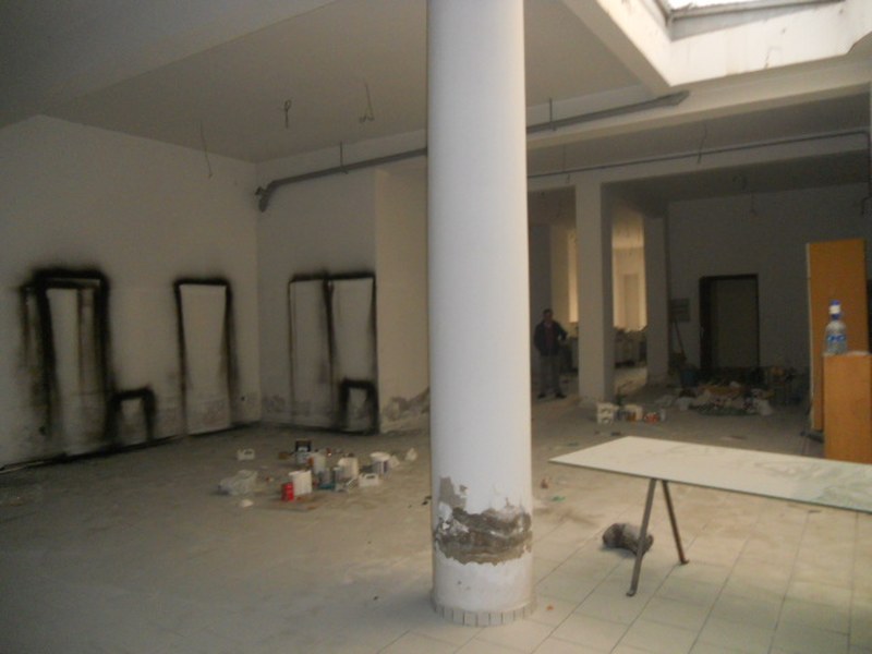 Local commercial 200 m² — Palmier