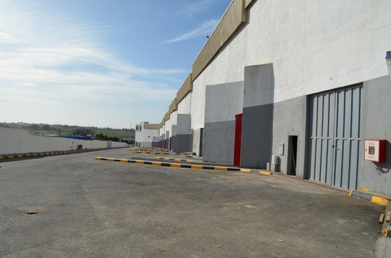 Local industriel 2 101 m² — Lissasfa