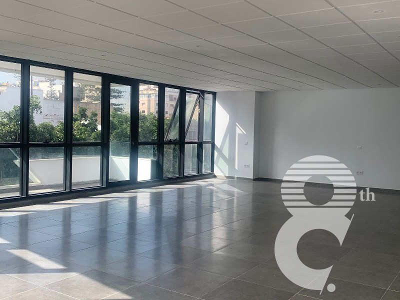Plateau de bureau 105 m² — Bourgogne Ouest