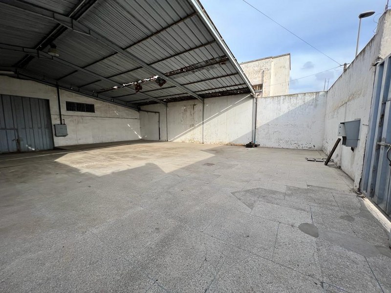 Local industriel 1 000 m² — Lotissement Al Wahda, Aïn Sebaa