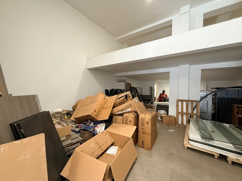 Local commercial 250 m² — Maarif Extension