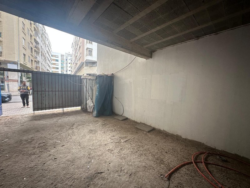 Local commercial 43 m² — Maarif Extension