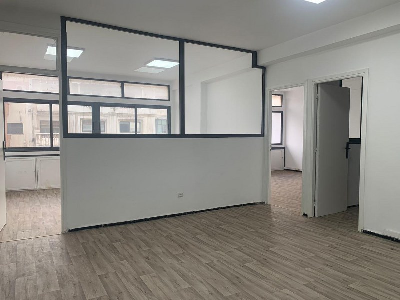 Plateau de bureau 166 m² — Palmier
