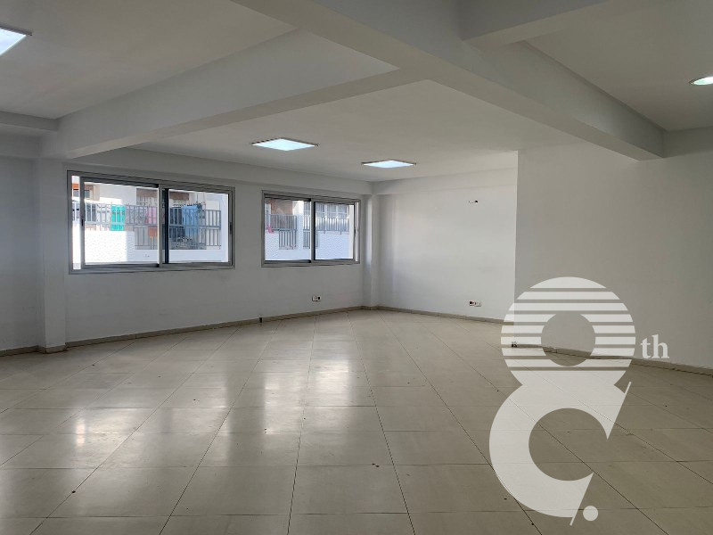 Plateau de bureau 68 m² — Bd Moulay Youssef