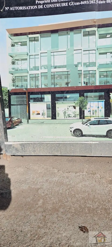 Plateau de bureau 420 m² — Riviera / Oasis