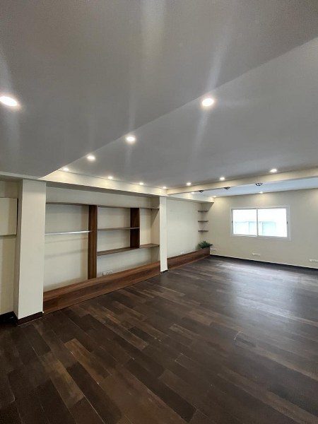 Plateau de bureau 150 m² — Boulevard de la Corniche