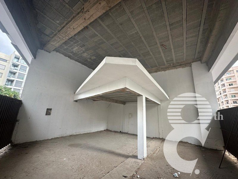 Local commercial 106 m² — Maarif Extension