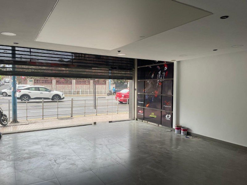 Local commercial 91 m² — Alsace Lorraine