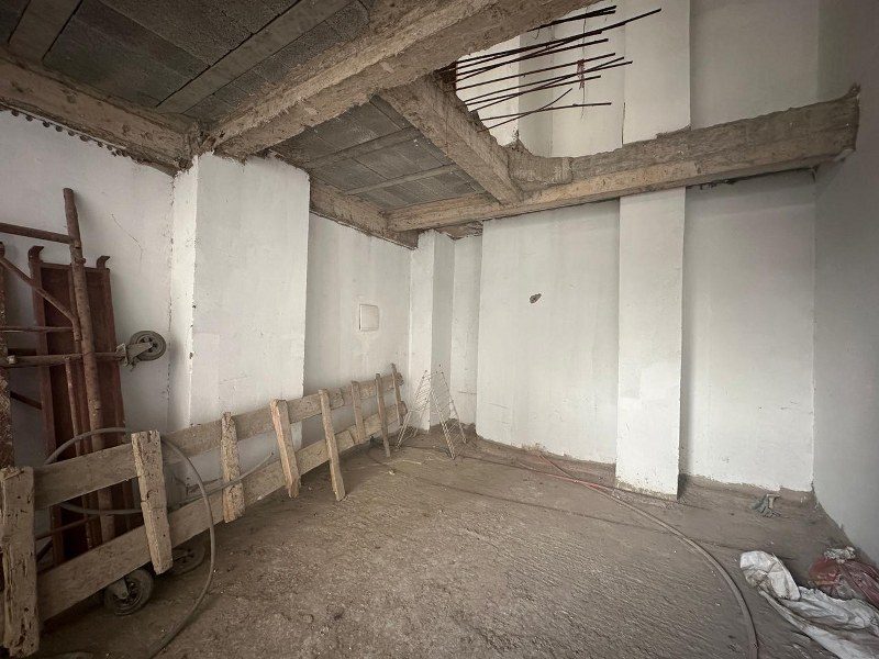 Local commercial 57 m² — Maarif Extension