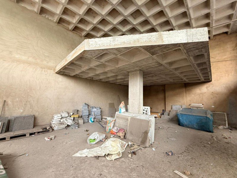 Local commercial 140 m² — Bd 09 Avril, Palmier