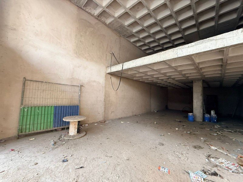 Local commercial 173 m² — Bd 09 Avril, Palmier
