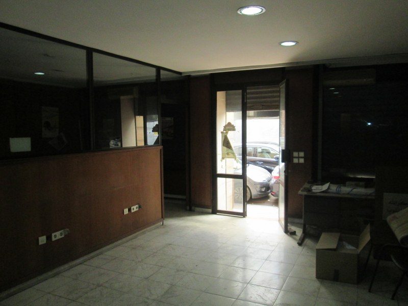 Local commercial 203 m² — Des Hopitaux