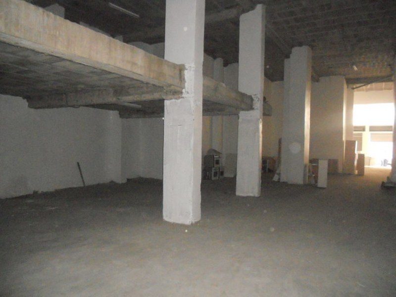 Local commercial 410 m² — Maarif Extension