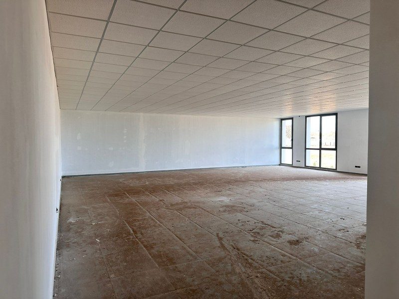 Local commercial 177 m² — Sidi Maarouf