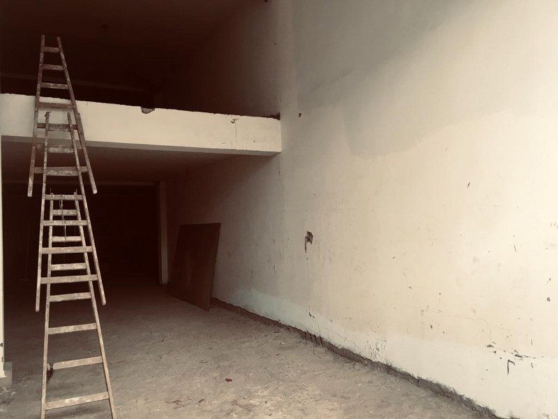 Local commercial 170 m² — Racine Extension