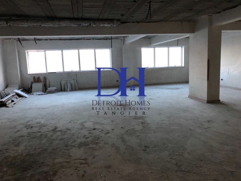 Bureau vue mer 134 m² — Malabata, Tanger