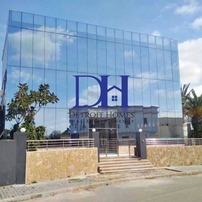 Bureau open space 600 m² — Malabata, Tanger