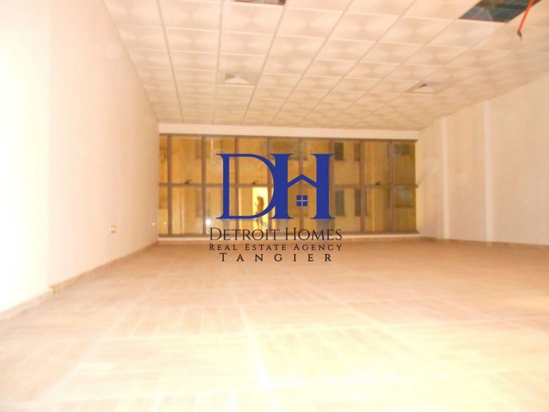 Bureau 63 m² — Centre-ville, Tanger