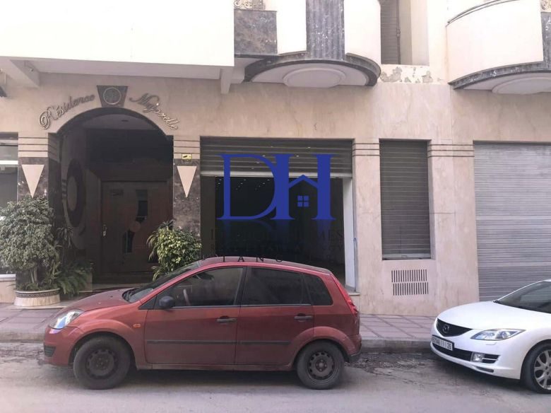 Local commercial 150 m² — Iberia, Tanger