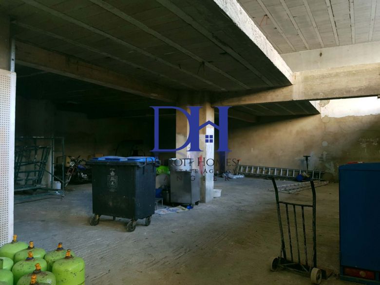 Local commercial 185 m² — Centre-ville, Tanger